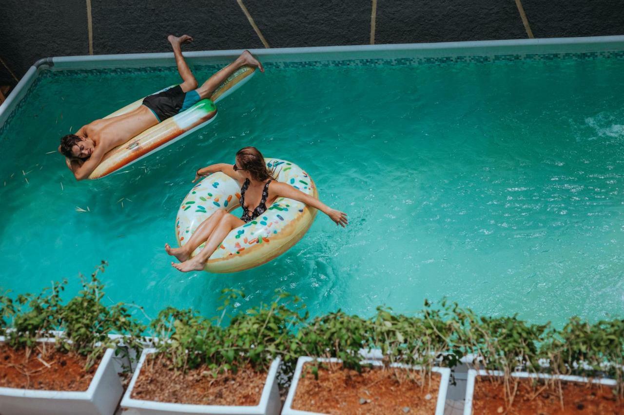 Nomad Hostel Kemang Jakarta Eksteriør bilde
